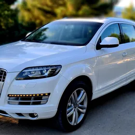 Audi Q7 2012