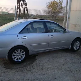 Toyota Camry 2003