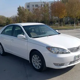 Toyota Camry 2005