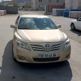 Toyota Camry 2010