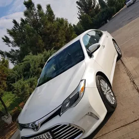 Toyota Avalon 2013