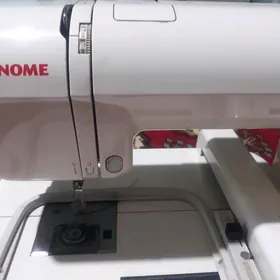 Janome 200 E