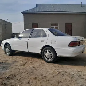 Toyota Camry 1993