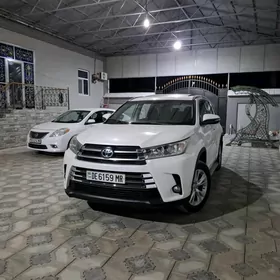 Toyota Highlander 2015