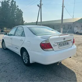 Toyota Camry 2005