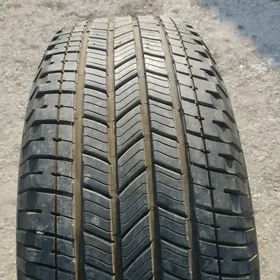 275 65 18 MICHELIN