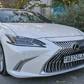 Lexus ES 350 2019