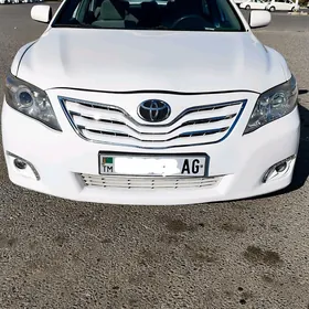 Toyota Camry 2010