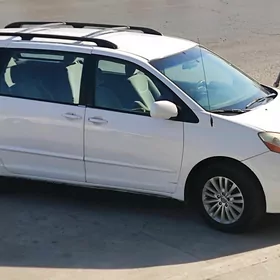 Toyota Sienna 2006