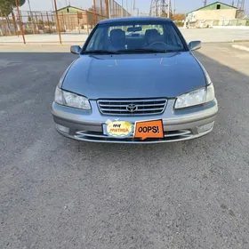 Toyota Camry 1999