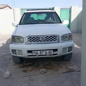 Nissan Pathfinder 2003