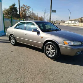 Toyota Camry 1998