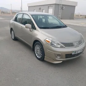 Nissan Versa 2008