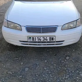 Toyota Camry 1998