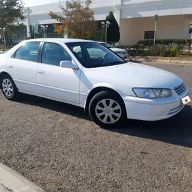 Toyota Camry 1997