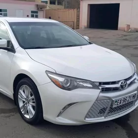 Toyota Camry 2017