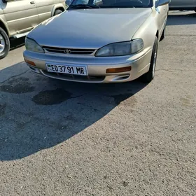 Toyota Camry 1996