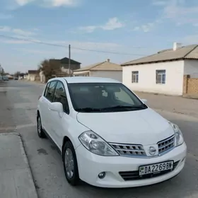 Nissan Versa 2009