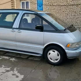 Toyota Previa 1993