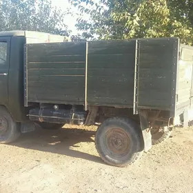 UAZ 469 1989