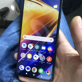 POCO F4 GT