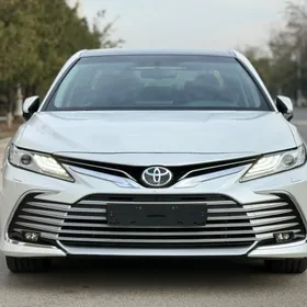 Toyota Camry 2022