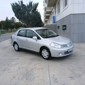 Nissan Versa 2010