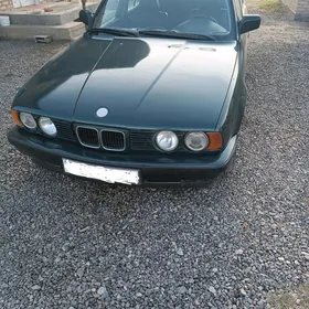 BMW 525 1992