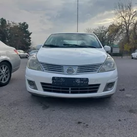 Nissan Versa 2009