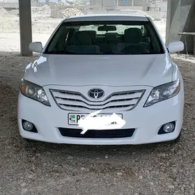 Toyota Camry 2010