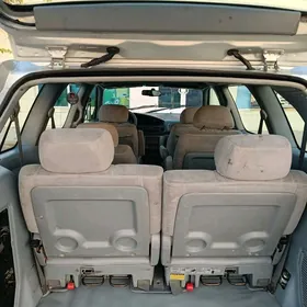 Toyota Sienna 2002