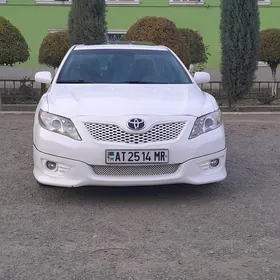 Toyota Camry 2010