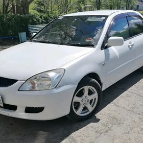 Mitsubishi Lancer 2004