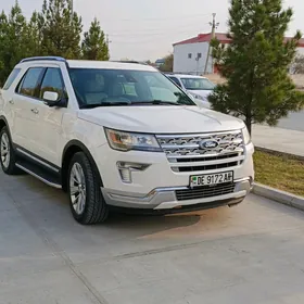 Ford Explorer 2018