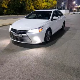 Toyota Camry 2016