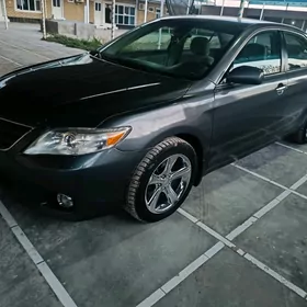 Toyota Camry 2010