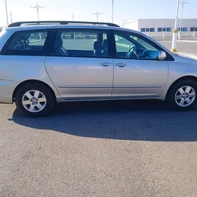 Toyota Sienna 2004