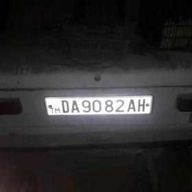 Lada 2104 1986