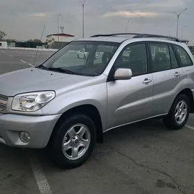 Toyota RAV4 2005