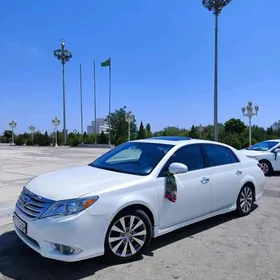 Toyota Avalon 2011