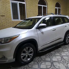 Toyota Highlander 2015