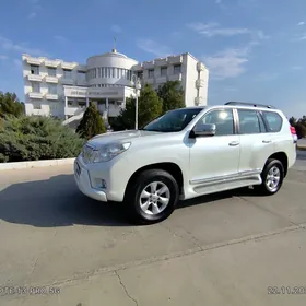 Toyota Land Cruiser Prado 2010