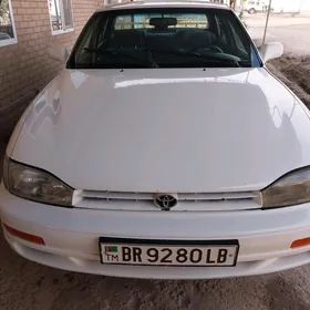 Toyota Camry 1993