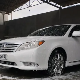 Toyota Avalon 2011