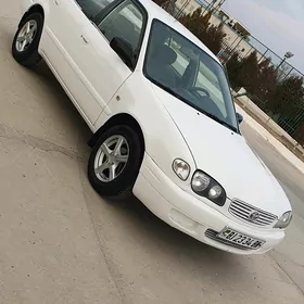 Toyota Corolla 2000