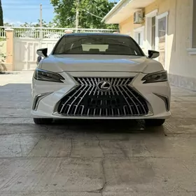 Lexus ES 350 2022