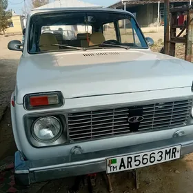 Lada Niva 1987