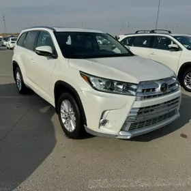 Toyota Highlander 2018