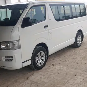 Toyota Hiace 2008