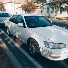 Toyota Camry 1997